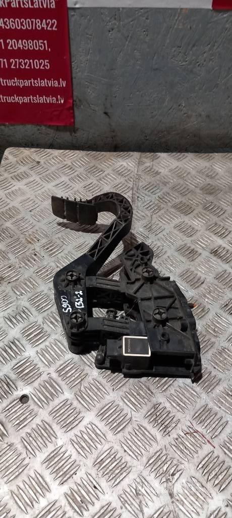 Scania R 480   1753411 Cabinas e interior