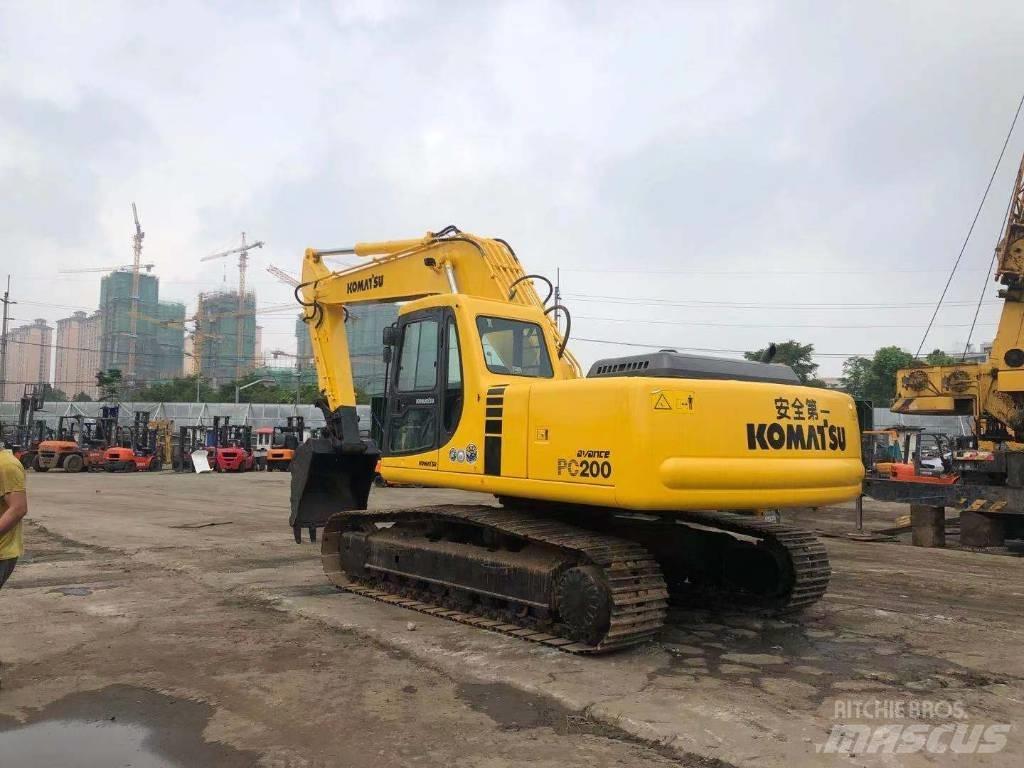 Komatsu PC 200-6 Excavadoras de cadenas