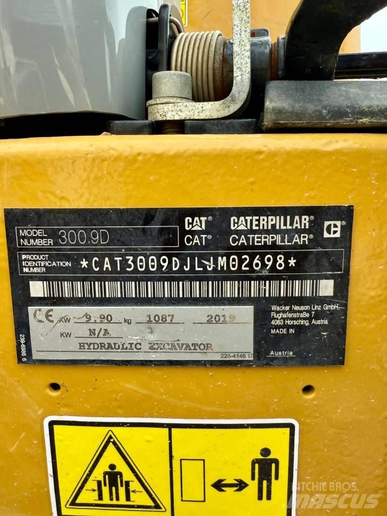 CAT 300.9 D Mini excavadoras < 7t