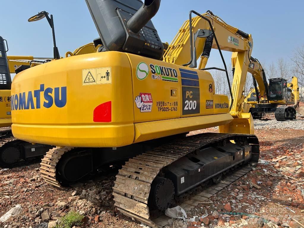 Komatsu PC 200-8 Excavadoras de cadenas