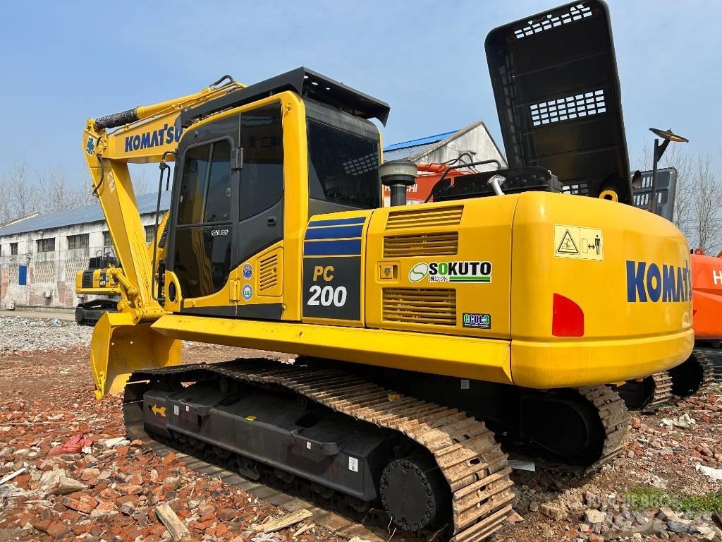 Komatsu PC 200-8 Excavadoras de cadenas