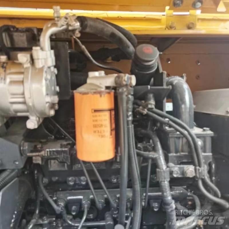 Komatsu PC 60 Excavadoras de cadenas