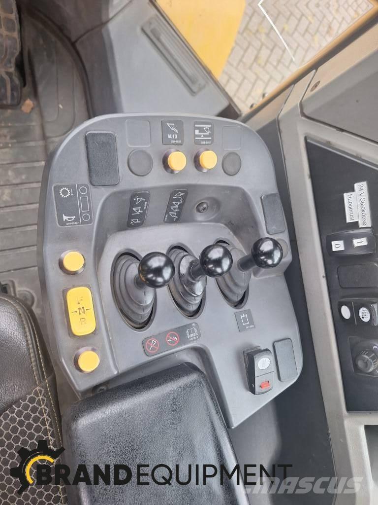 CAT 950M Cargadoras sobre ruedas