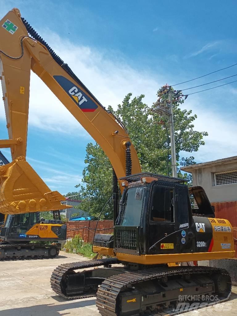 CAT 320 D2 Excavadoras de cadenas