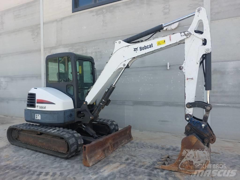 Bobcat E 50 EM Mini excavadoras < 7t
