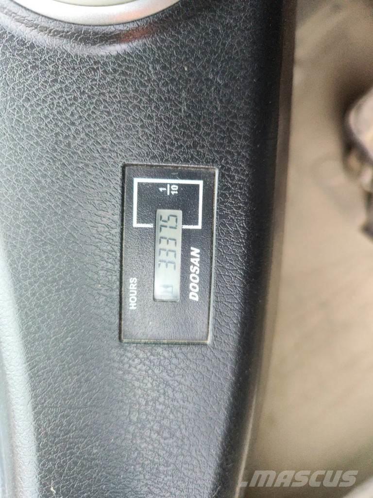 Doosan DL 420-5K Cargadoras sobre ruedas