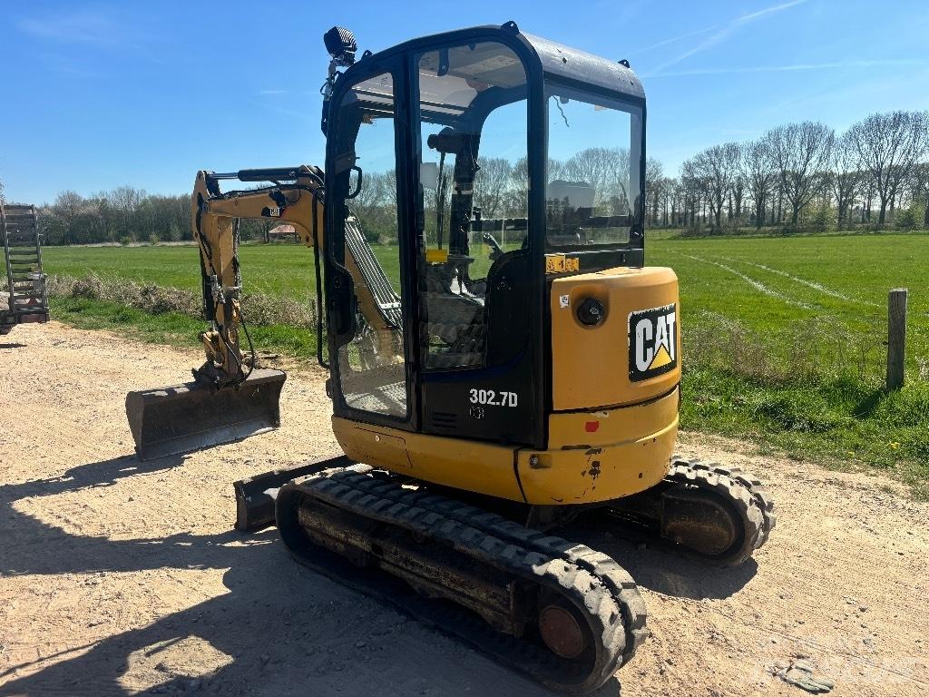 CAT 302.7 D Mini excavadoras < 7t