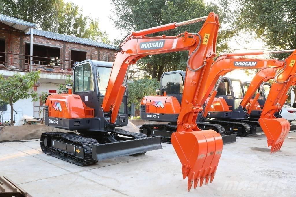 Doosan DH 60-7 Mini excavadoras < 7t