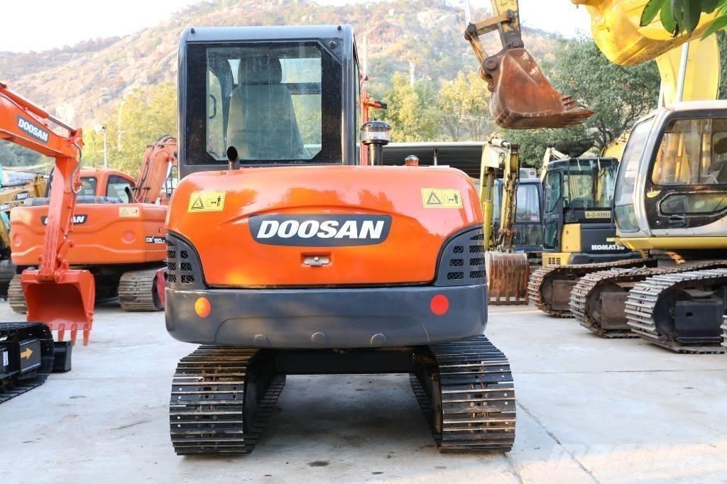 Doosan DH 60-7 Mini excavadoras < 7t