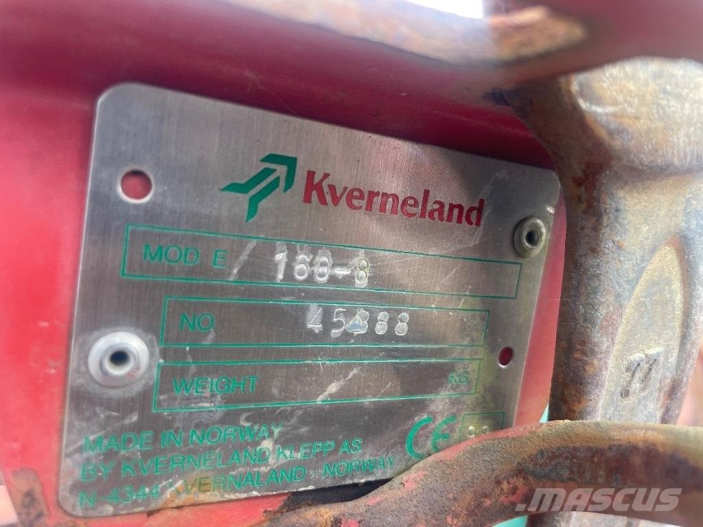 Kverneland E 160-8 Arados reversibles suspendidos