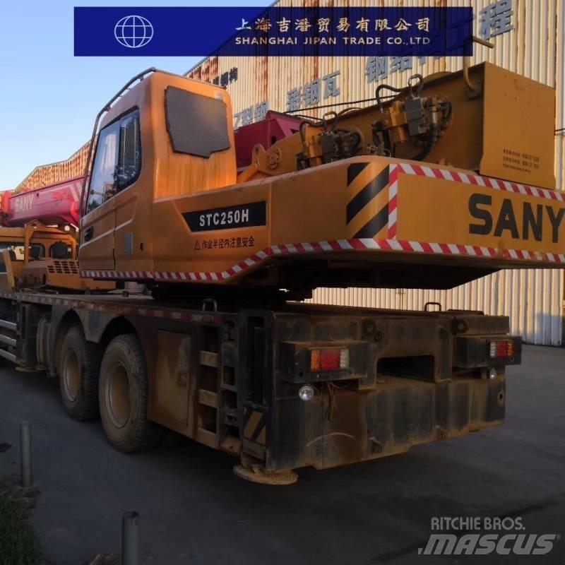 Sany STC 250 Grúas todo terreno