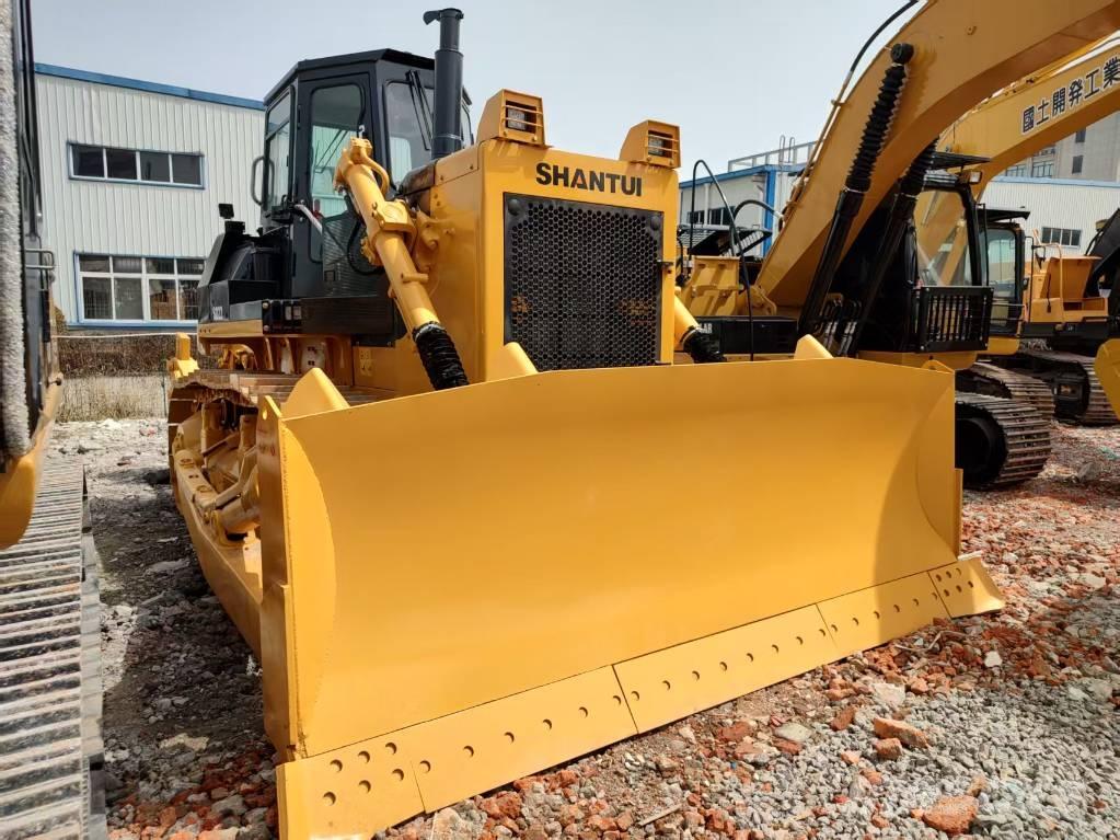 Shantui SD22 Buldozer sobre oruga