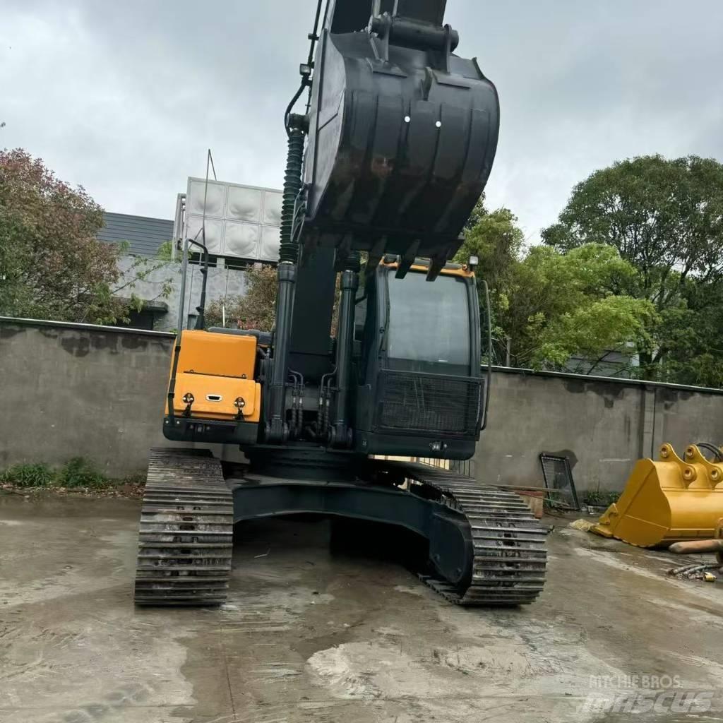 Hyundai R220LC-9S Excavadoras de cadenas