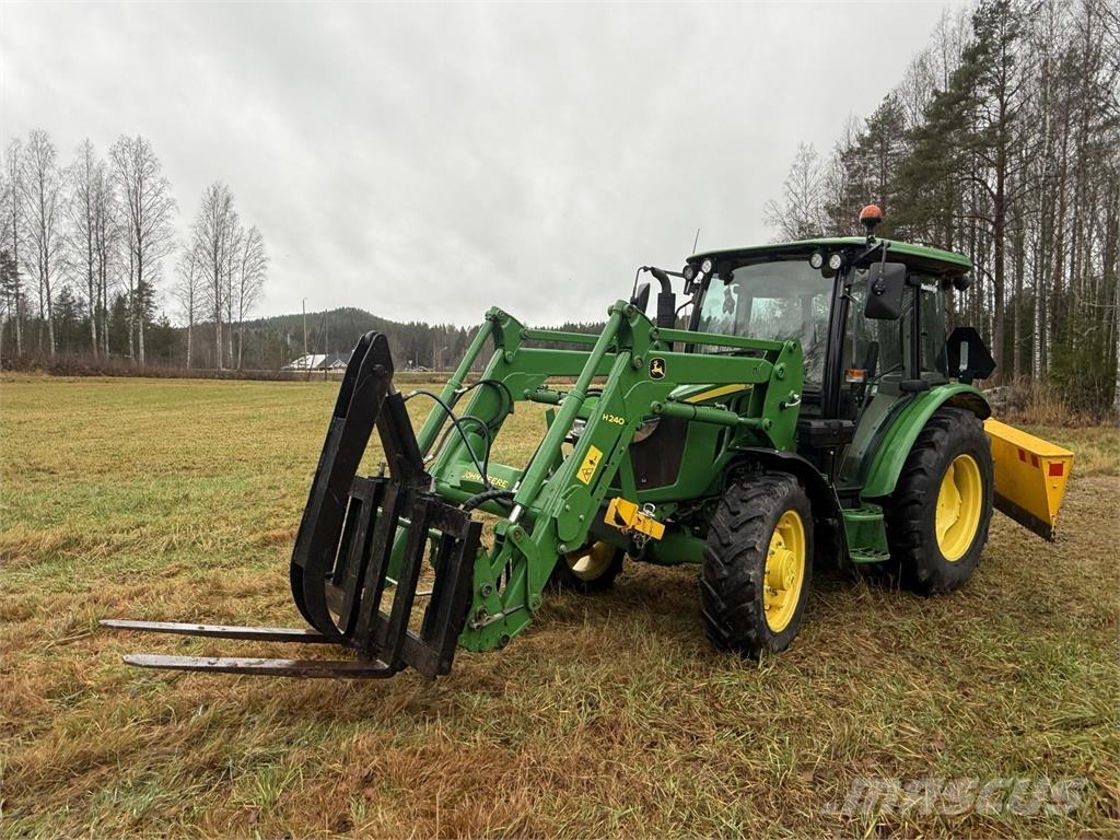 John Deere 5058E Tractores