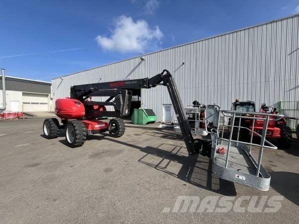 Manitou 200ATJ Plataforma de trabajo articulada