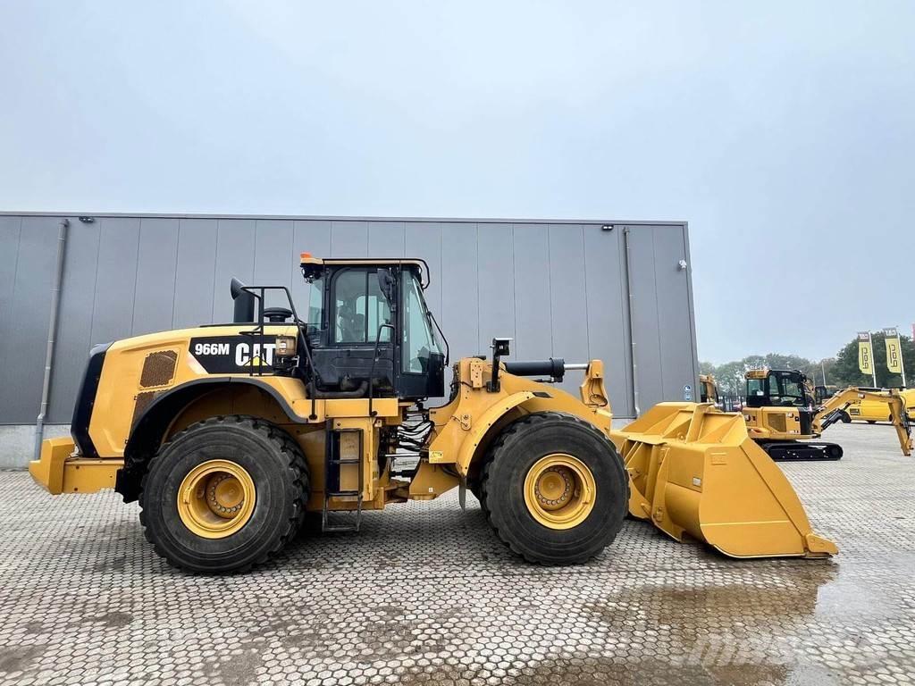 CAT 966M Cargadoras sobre ruedas