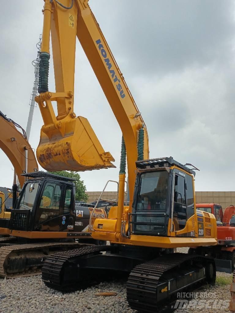 Komatsu PC 220-8 Excavadoras de cadenas