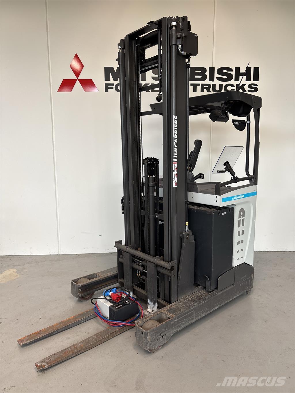 Atlet UMS160 Carretillas retráctiles