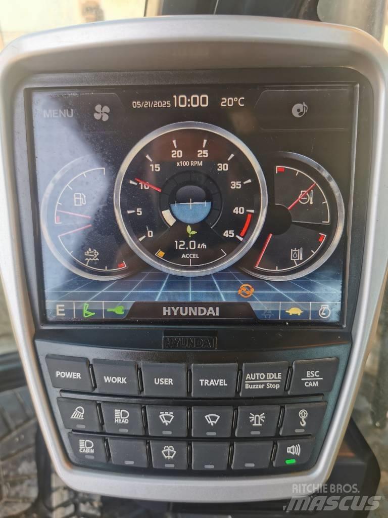 Hyundai HX 260 NL Excavadoras de cadenas