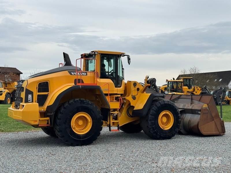 Volvo L 220 H Cargadoras sobre ruedas
