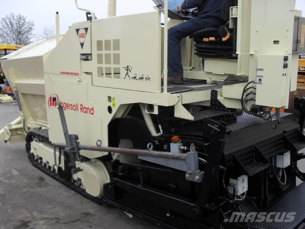 ABG Titan 2820 Asfaltadoras