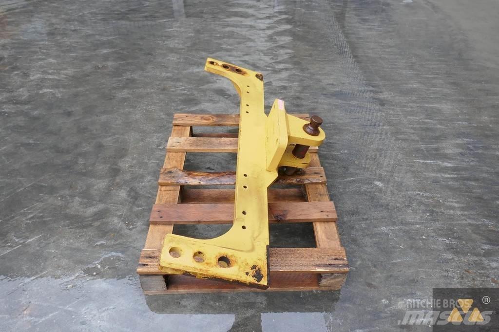 CAT 140M Drawbar Transporte - Otros