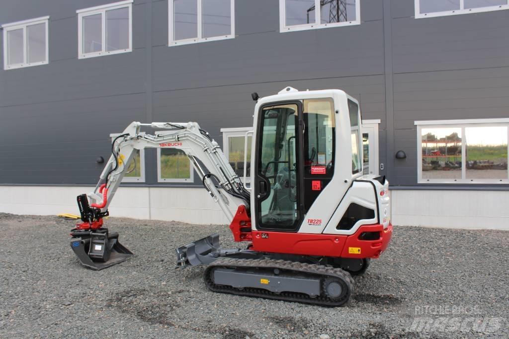 Takeuchi TB 225 Mini excavadoras < 7t