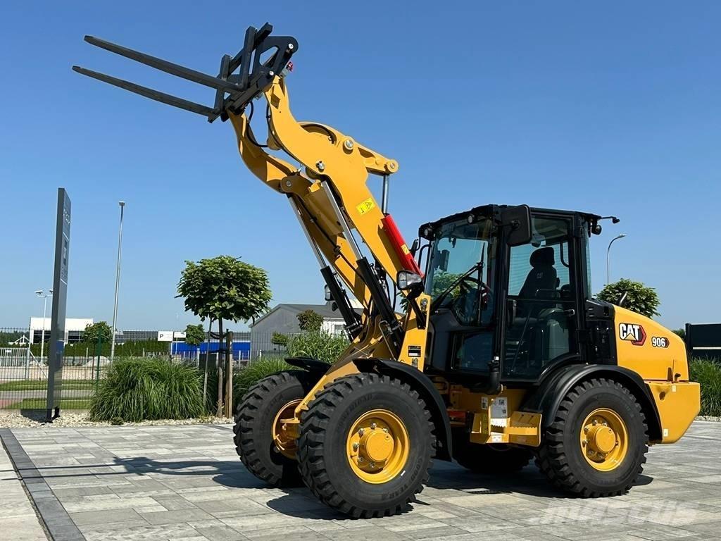 CAT 906 Cargadoras sobre ruedas