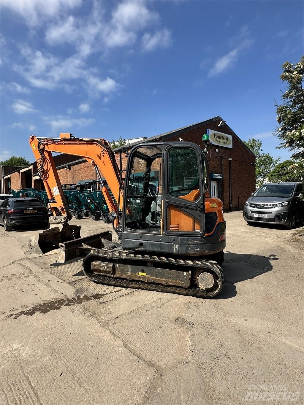 Doosan DX 63-3 Mini excavadoras < 7t