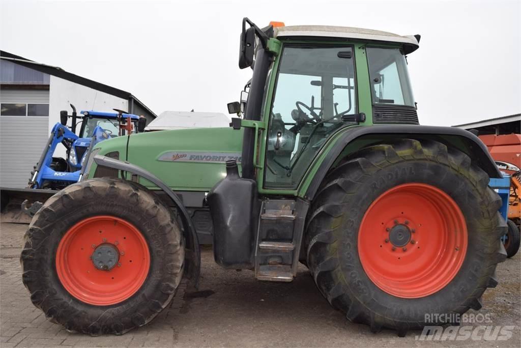 Fendt 716 Vario Tractores