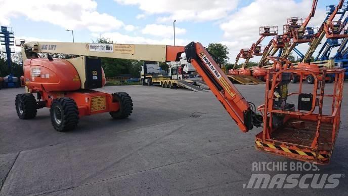 JLG 800AJ Plataforma de trabajo articulada