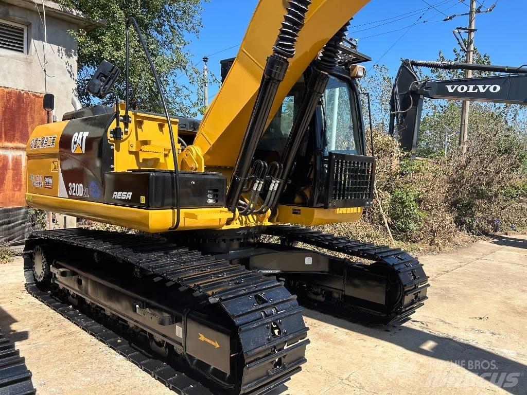 CAT 320D2L Excavadoras de cadenas