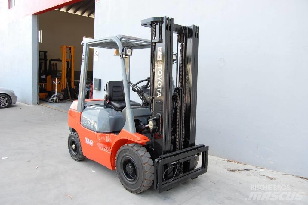 Toyota 7 FD 25 Carretillas diesel
