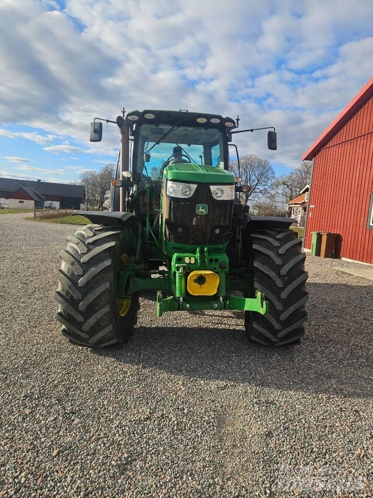 John Deere 6210 R Tractores
