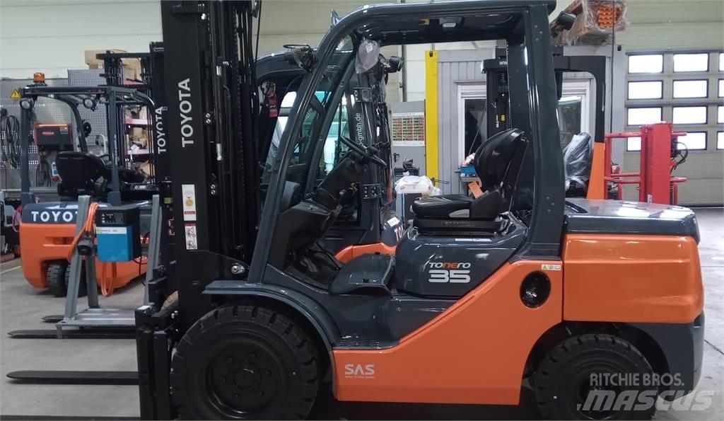 Toyota 52-8FDJF35 Carretillas diesel