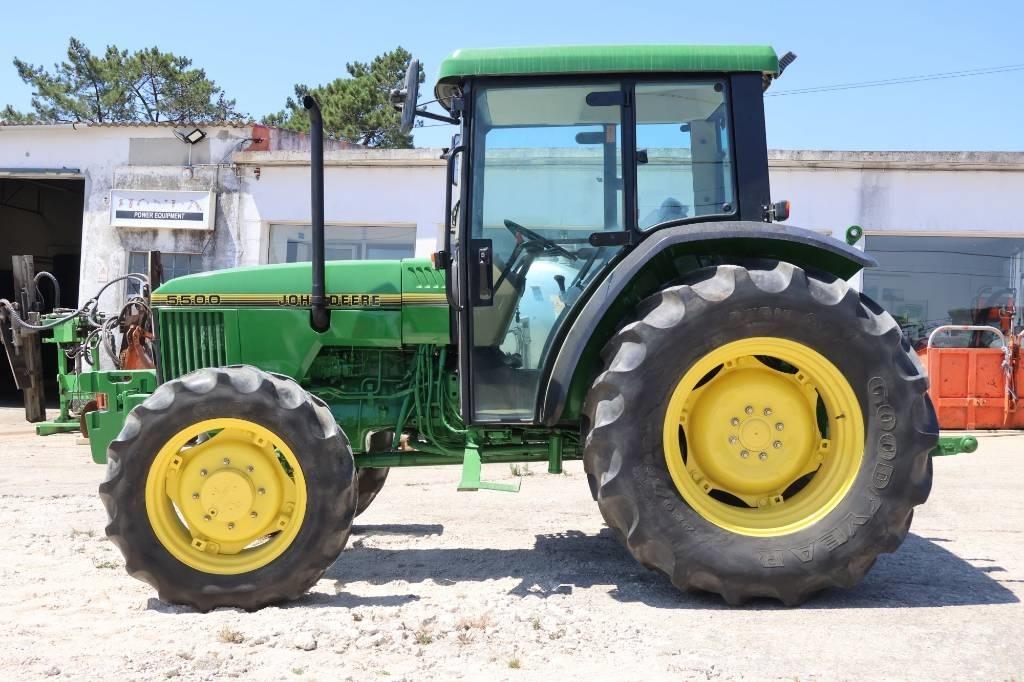 John Deere 5500 STD Tractores