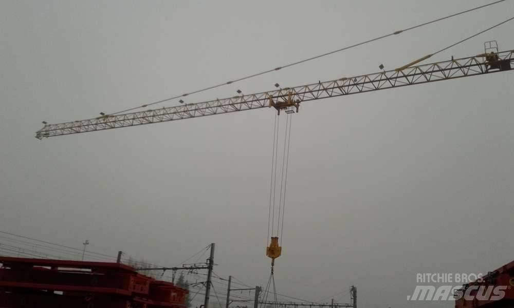Potain MD 235 J12 Grúas torre