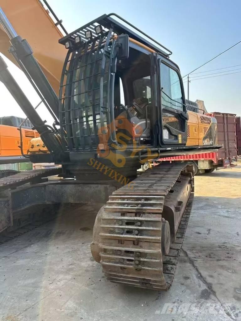 Hyundai Robex 520 VS Excavadoras de cadenas
