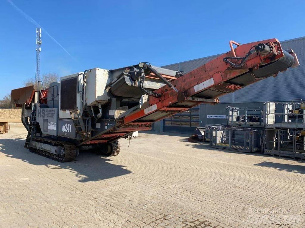 Sandvik QJ 241 Trituradoras móviles
