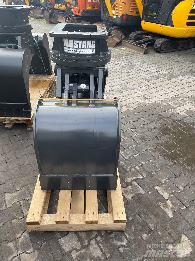 Mustang GRP 450 ch Pinzas
