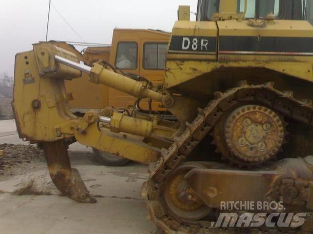 CAT D 8  R Buldozer sobre oruga
