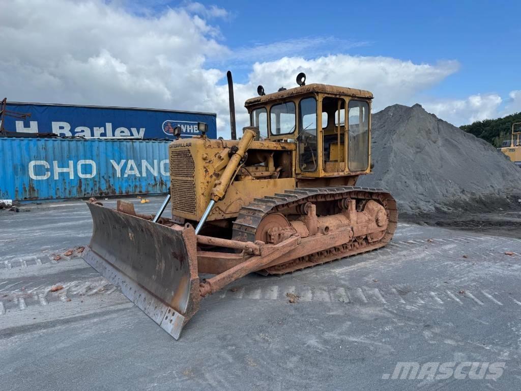 CAT D 6 C Buldozer sobre oruga