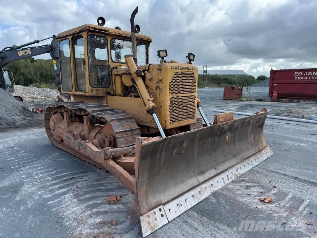 CAT D 6 C Buldozer sobre oruga