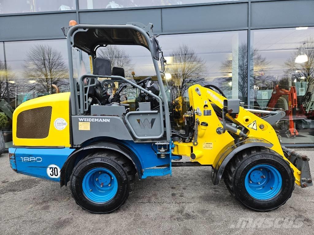 Weidemann 1880 Cargadoras sobre ruedas