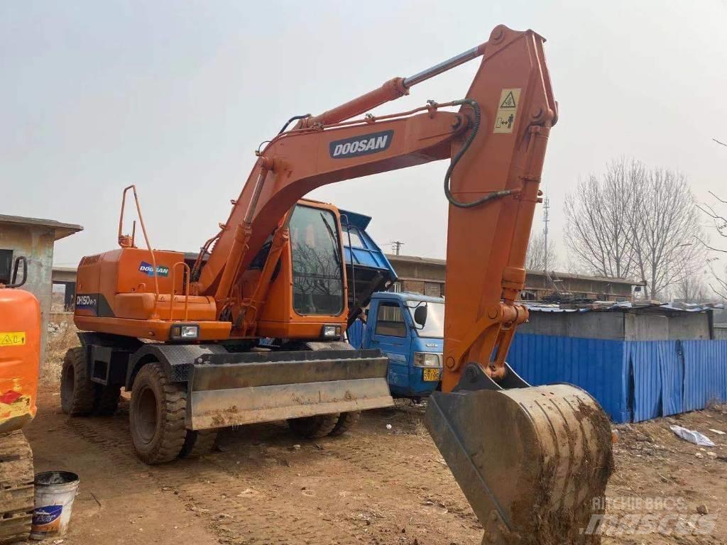 Doosan DH 150W Excavadoras de ruedas