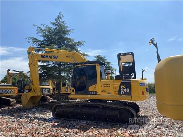 Komatsu PC240-8 Excavadoras de cadenas