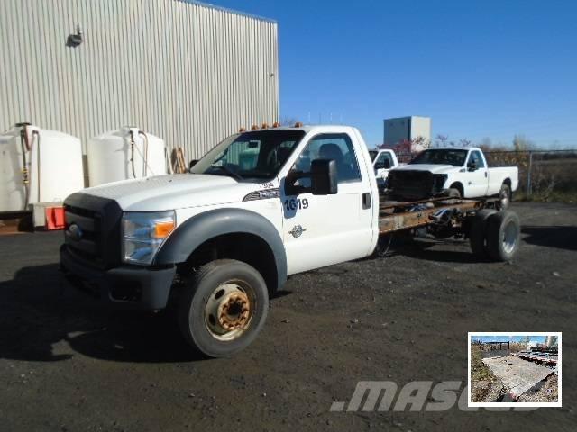Ford F 550 Camiones plataforma