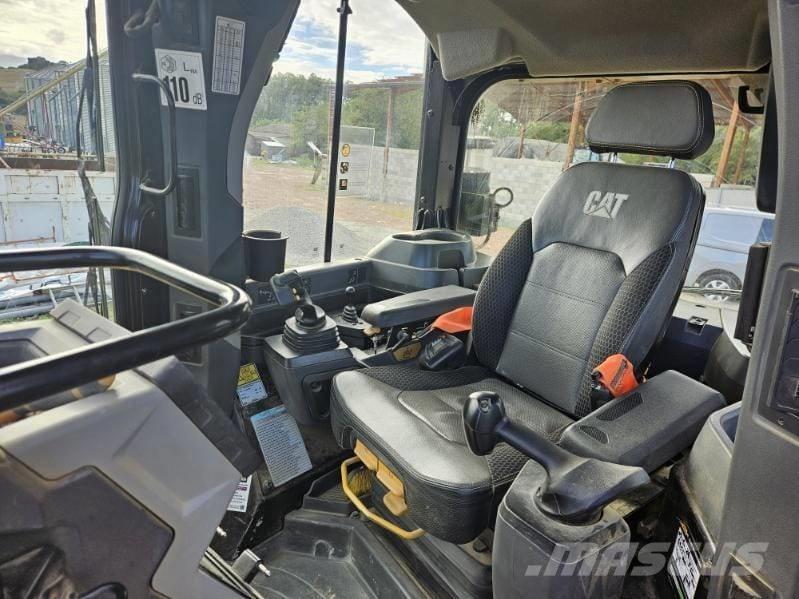 CAT D 5 LGP Buldozer sobre oruga