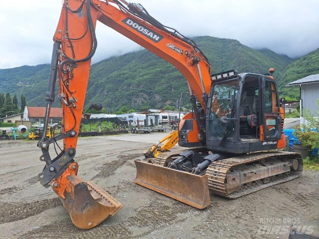 Doosan DX 140 LCR-7 Excavadoras de cadenas