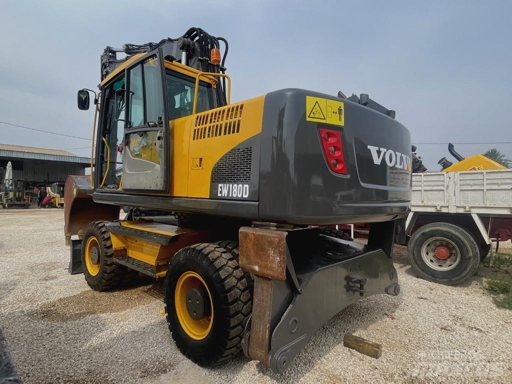 Volvo EW 180 C Excavadoras de ruedas